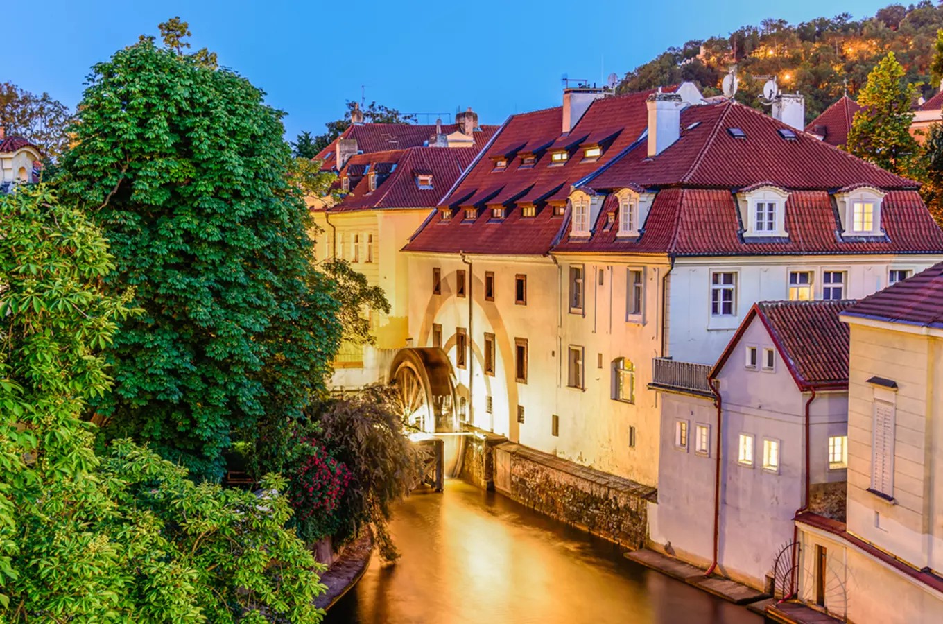 Letná a Kampa