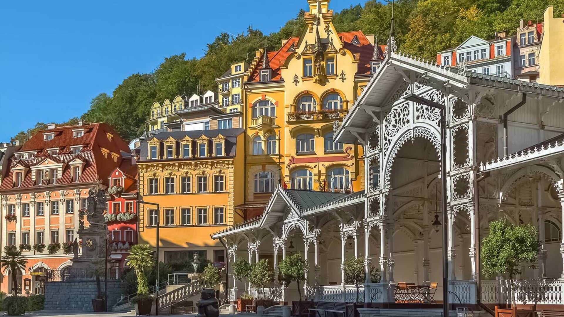 Karlovy Vary spa centre and colourful valley